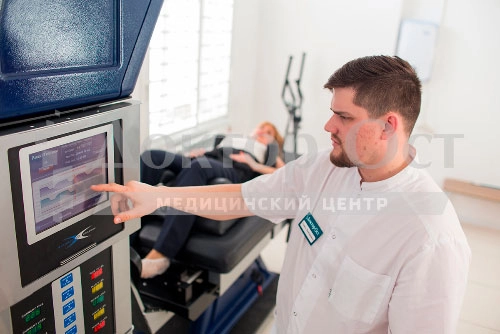 Тракционный робот DRX — медицинский центр Доктор ОСТ